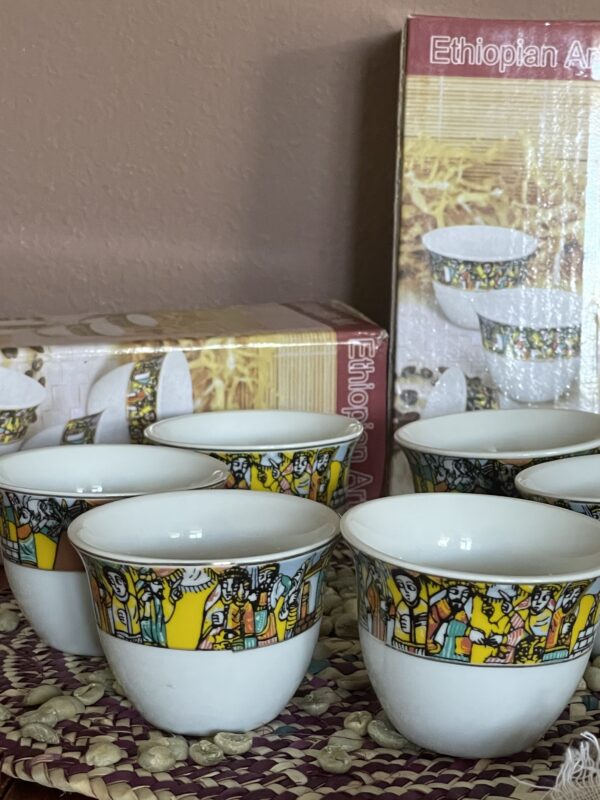 Koffiekopjes 1 Ethiopische koffiekopjes (Sini, Cini, ሲኒ)